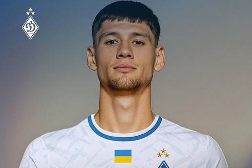 Dinamo Kiev l-a prezentat oficial pe Vladislav Blănuță / Foto: Facebook Dinamo Kiev