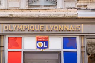 Crimă șocantă la Lyon » Un junior de 13 ani l-a înjunghiat mortal pe un fotbalist de 16 ani din academia clubului!