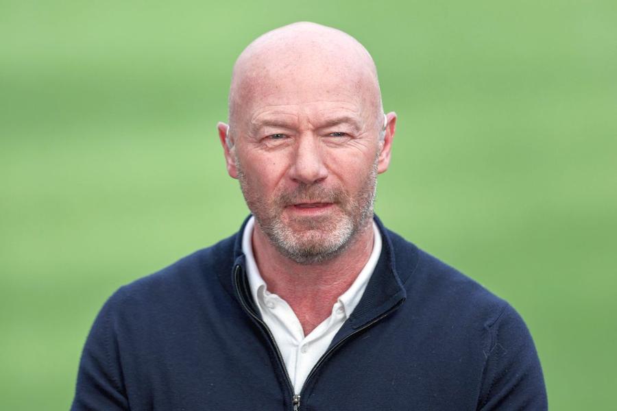 Alan Shearer. FOTO: Imago Images Anunță „cutremurul” la Manchester United în weekend: „Au jucat băieții cu bărbații”