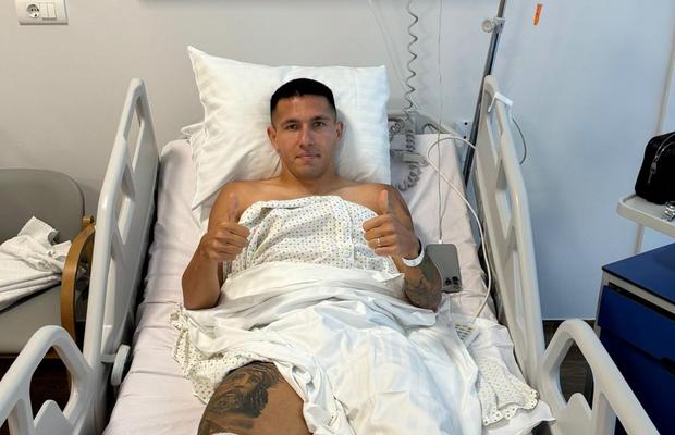 Blestemat! S-a operat pentru a cincea oară, când îi mergea cel mai bine în Superliga: „Vă promit că NU renunț”