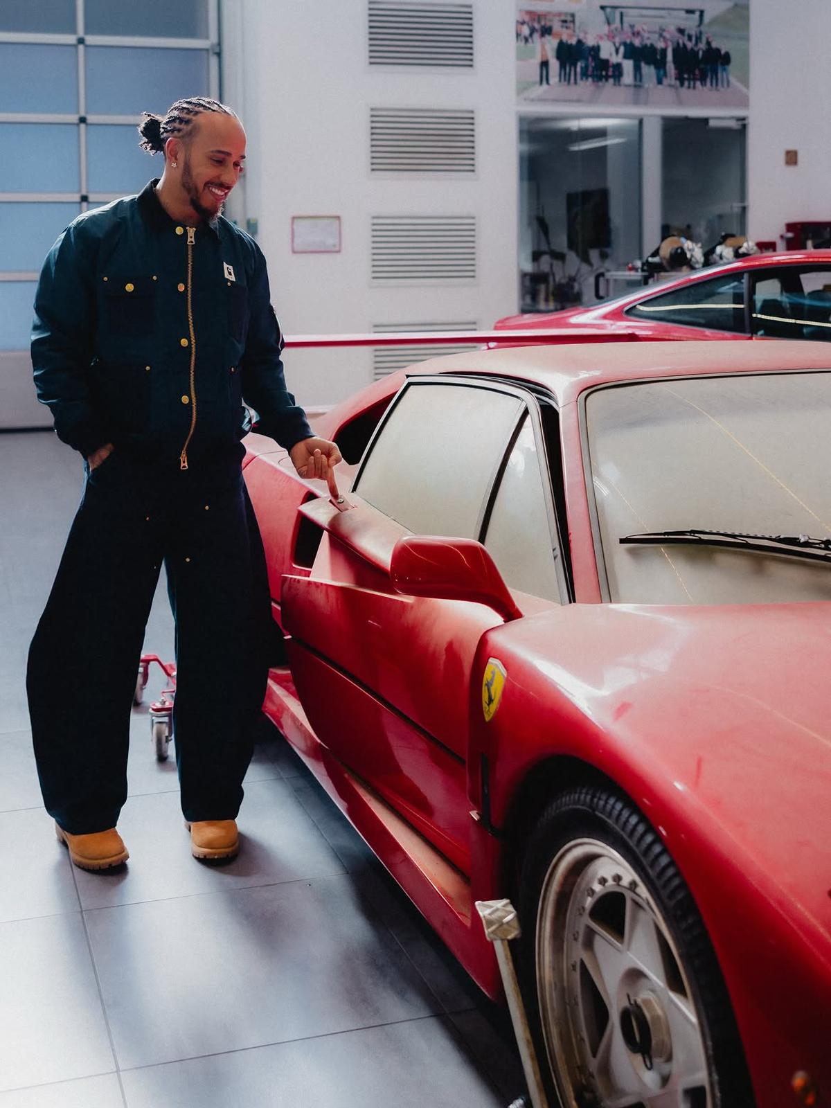 Lewis Hamilton și Ferrari F40
