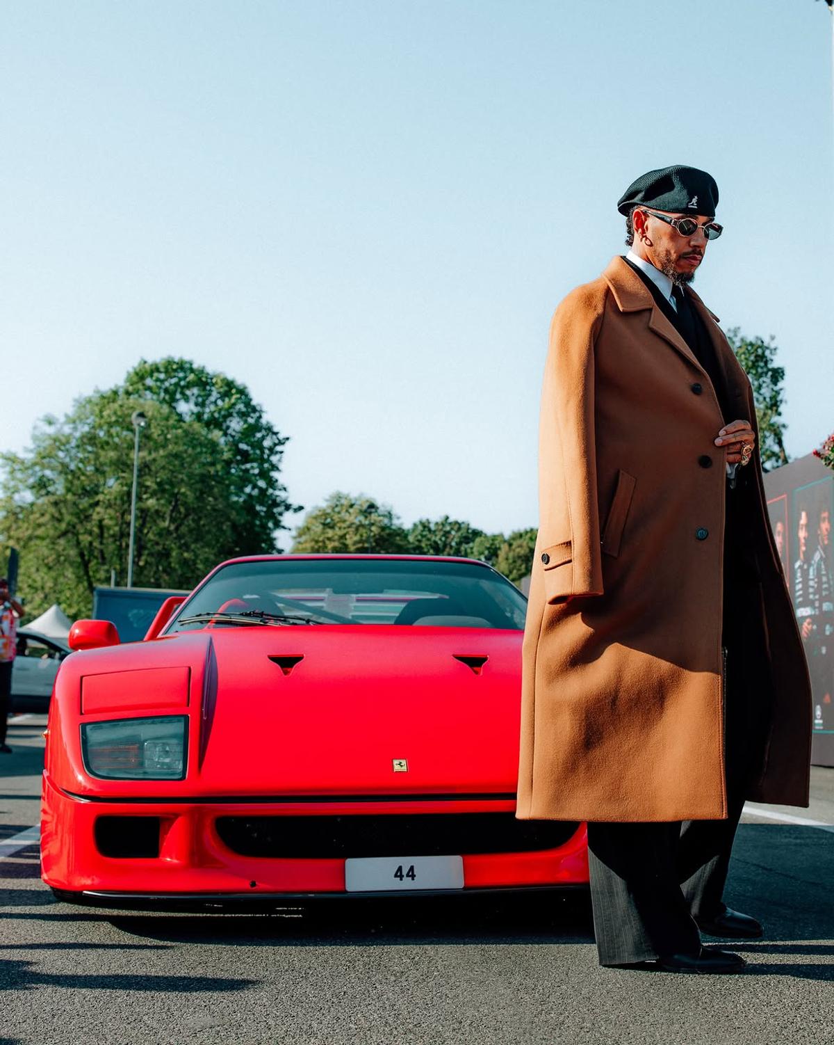 Lewis Hamilton și Ferrari F40