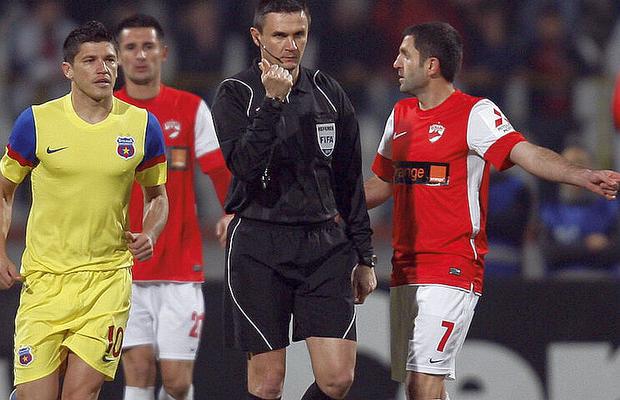 FCSB - DINAMO. VIDEO EXCLUSIV Omul cu cele mai multe derby-uri își dezvăluie secretul: „M-am călit în Maramureș, unde te aleargă cu sabia” » Cele mai tari amintiri și care au fost marile probleme cu fanii