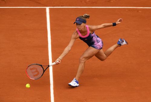 Irina Bara pe zgura de pe arena Philipphe Chatrier FOTO Guliver/GettyImages