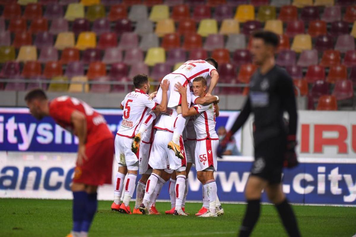 FCSB - DINAMO 3-2. Toni Petrea, înjurat de un jucător la finalul derby-ului: „Puta madre!”