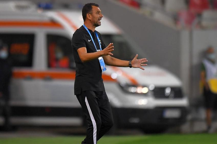 Toni Petrea, 45 de ani, antrenorul lui FCSB, a oferit declarații la finalul meciului cu Dinamo, câștigat de roș-albaștri, scor 3-2.