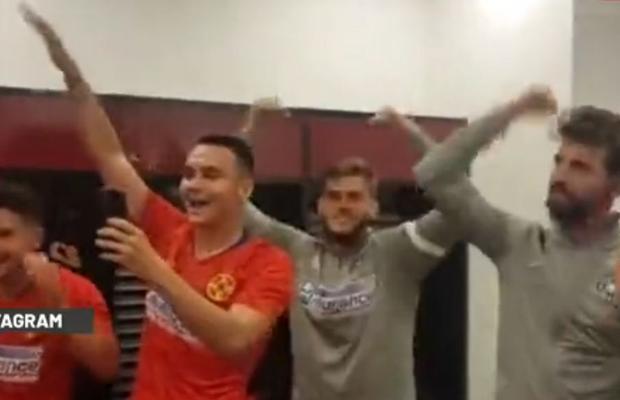 VIDEO Sărbătoare în vestiarul lui FCSB, după victoria din derby-ul cu Dinamo, 3-2