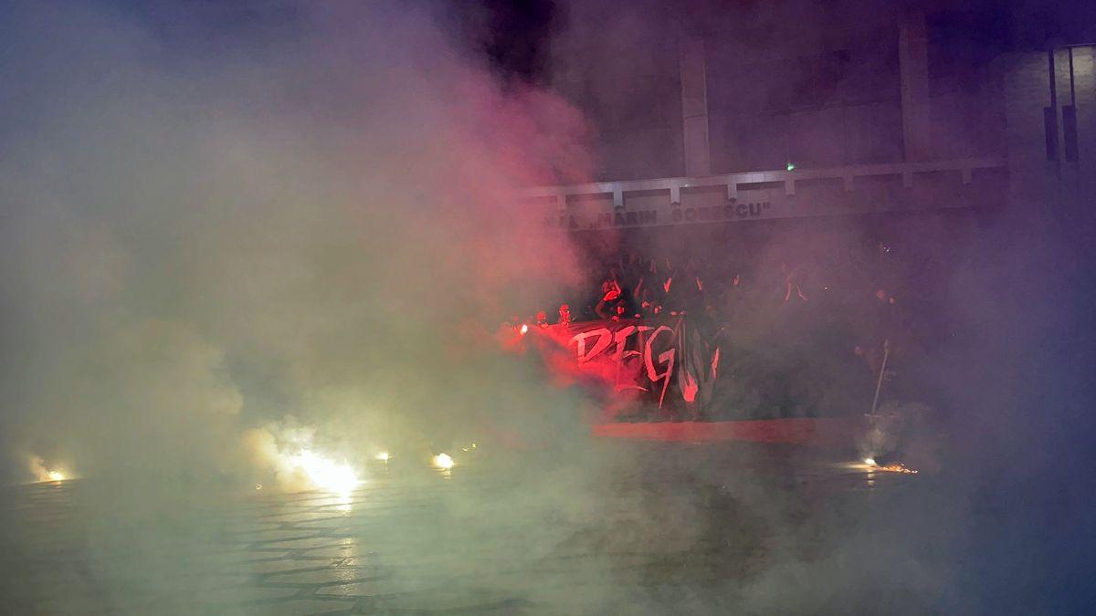 Derby-ul a început în studioul GSP Live! Cu ce tricou s-a afișat un fost atacant al Științei: „Nu mă pot identifica cu CSU Craiova”