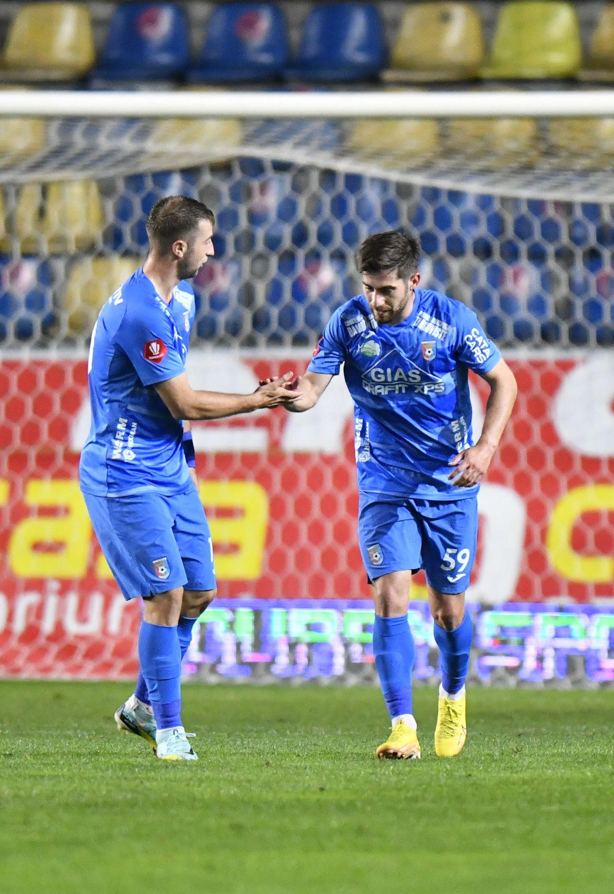 Panduru n-a înțeles decizia lui Mutu din minutul 60: „De ce să joci așa?”