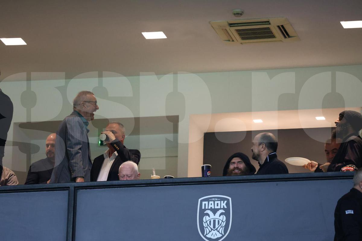 Gigi Becali, imagini senzaționale din loja de la PAOK - FCSB » Surpriză: cine a fost pe stadion lângă patronul campioanei