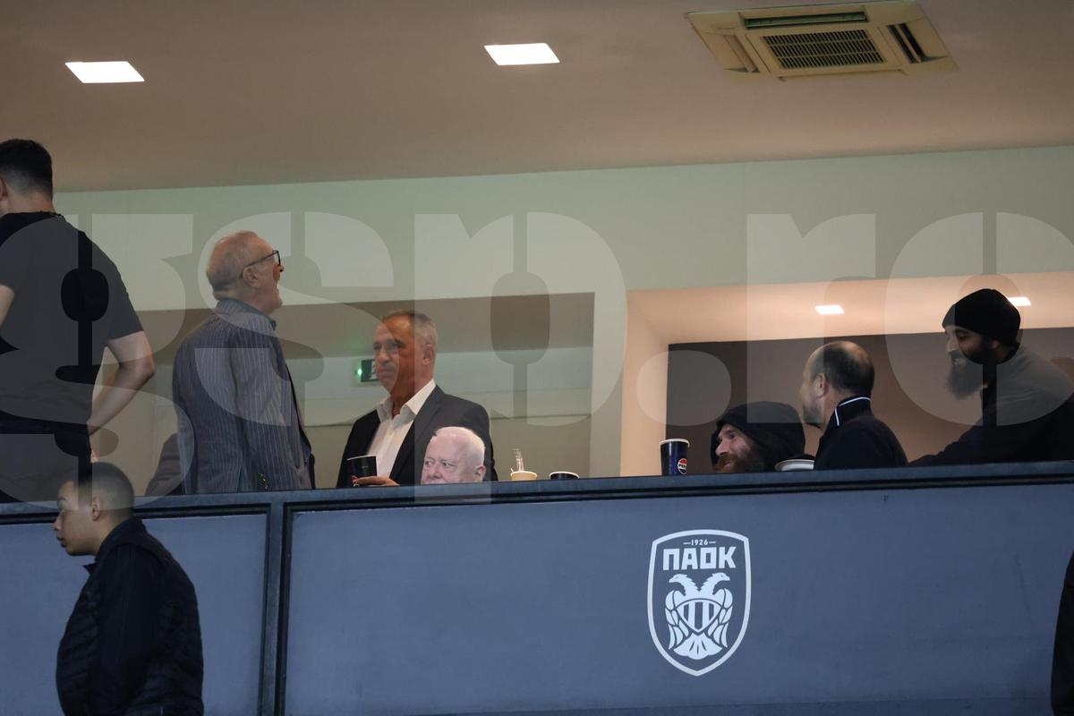 Gigi Becali, imagini senzaționale din loja de la PAOK - FCSB » Surpriză: cine a fost pe stadion lângă patronul campioanei