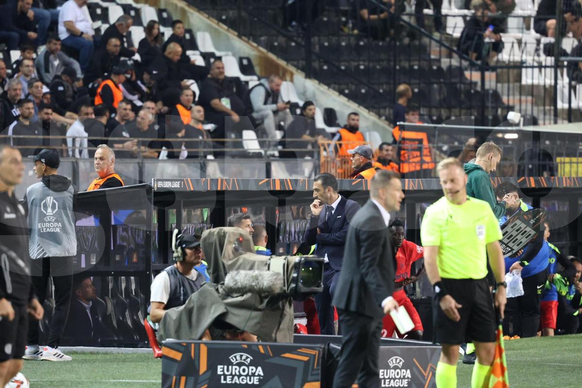 Cum se fac schimbările în PAOK - FCSB, foto: Ionuț Iordache (GSP)