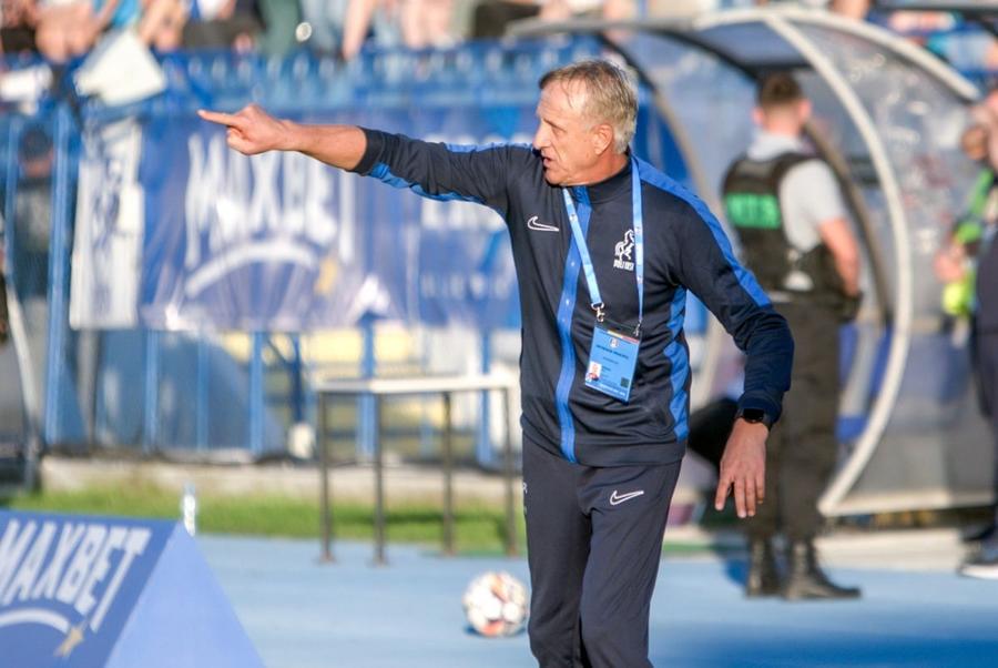 Emil Săndoi, antrenorul lui Poli Iași. Foto: Facebook Omrani revine pe teren într-un meci oficial. Fostul atacant al FCSB nu a mai jucat de mai bine de jumătate de an!