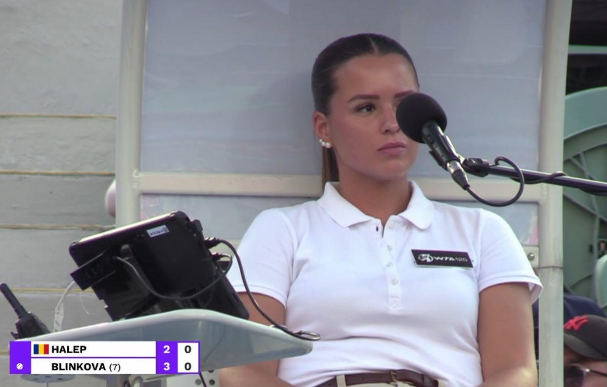 Detaliu curios în timpul meciului Halep - Blinkova: regizorul transmisiunii nu se putea abține!