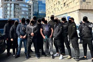 Cei 8 suporteri FCSB arestați în Grecia au fost duși în fața judecătorului: ce a decis acesta