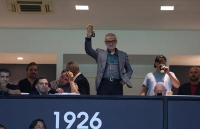 Gigi Becali, imagini senzaționale din loja de la PAOK - FCSB » Surpriză: cine a fost pe stadion lângă patronul campioanei