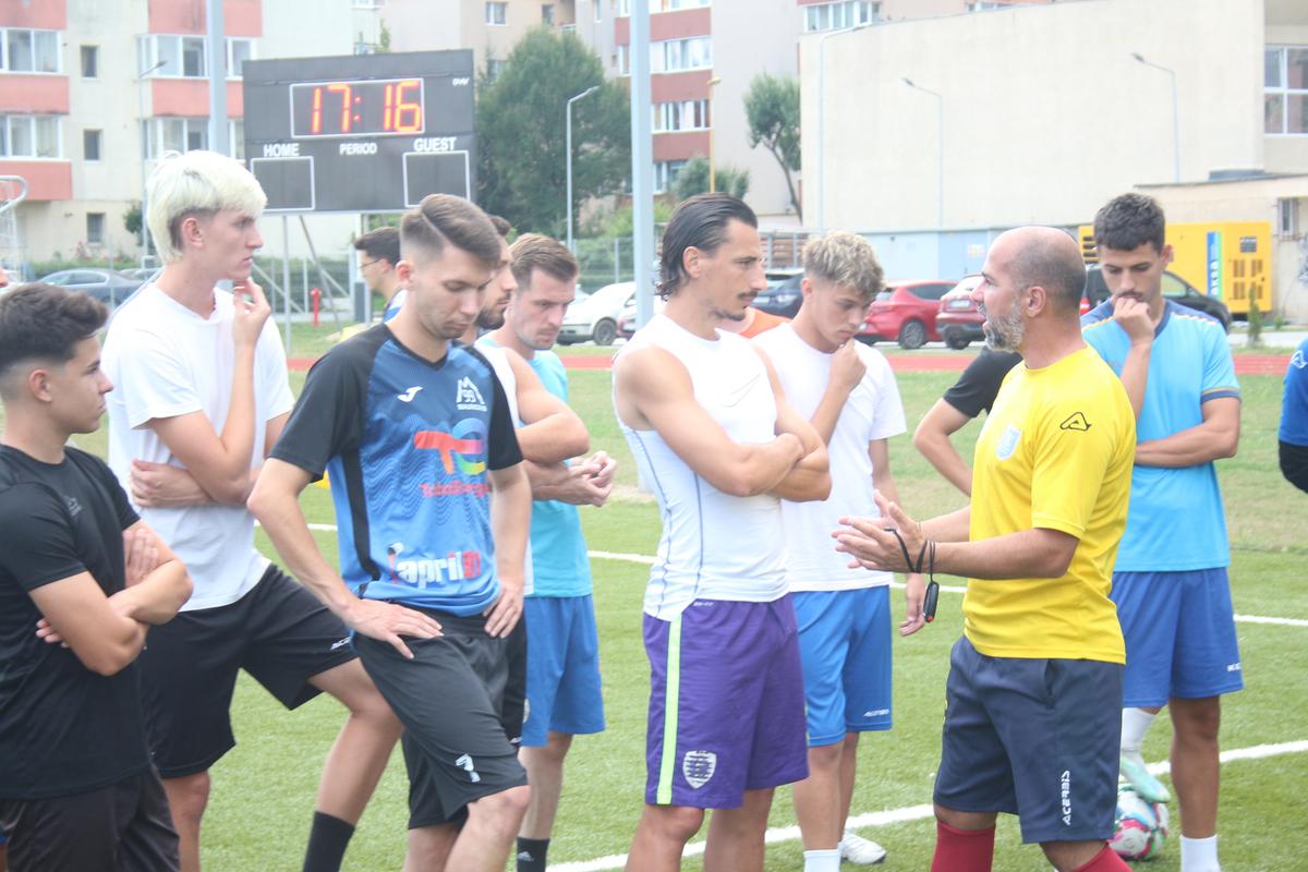 Marian Constantinescu - diverse carieră