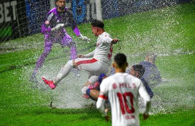 Imagini incredibile surprinse de fotoreporterul GSP, Cristi Preda, la meciul de „polo” Unirea Slobozia - Dinamo