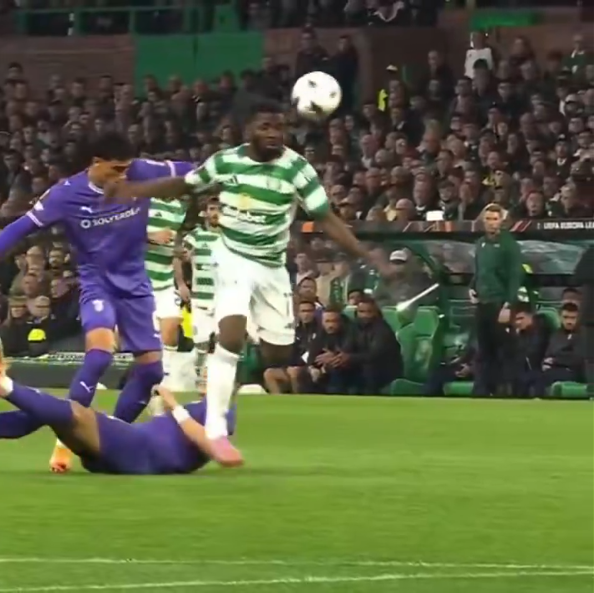 Decizie absurdă de arbitraj în Europa League » Brendan Rodgers, stupefiat: „Nu există niciun unghi care să arate asta”