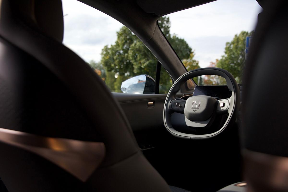 Producătorul auto de lux din China se lansează în România » Controversa uriașă în care a fost implicat recent
