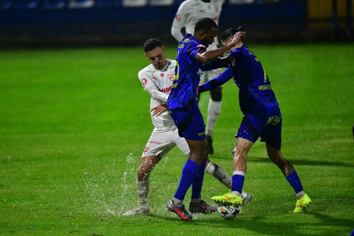Imagini din meci Slobozia - Dinamo, etapa 12 // foto: Cristi Preda (GSP.ro)
