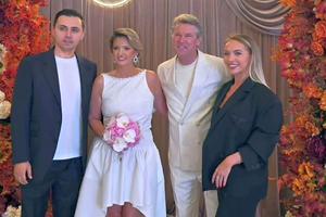 Florin Răducioiu s-a însurat cu Andreea » Primele imagini de la a doua nuntă a atacantului Generației de Aur