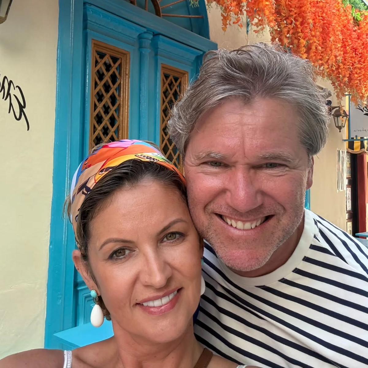 Florin Răducioiu s-a însurat cu Andreea » Primele imagini de la cununia civilă a atacantului Generației de Aur