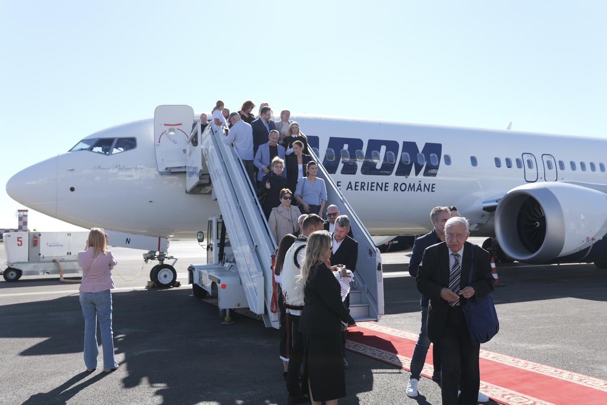 De pe apă, pe cer! Avionul care poartă numele lui Ivan Patzaichin a făcut primul zbor de linie: destinația aleasă