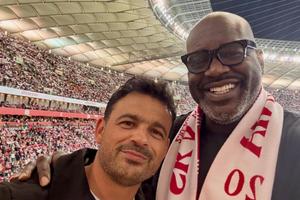 Legendarul Shaquille O'Neal a urmărit din tribune dezastrul trăit de fotbaliștii României la Varșovia