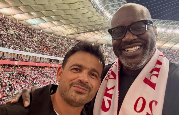 Legendarul Shaquille O'Neal a urmărit din tribune dezastrul trăit de fotbaliștii României la Varșovia