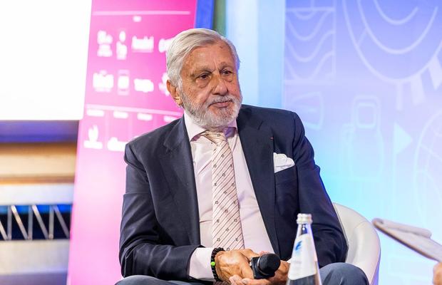 „Idiotule, fac teatru” » Ilie Năstase, interviu savuros în Italia: „A apărut poliția, a vrut să mă scoată de pe teren” + răzbunarea față de Adriano Panatta