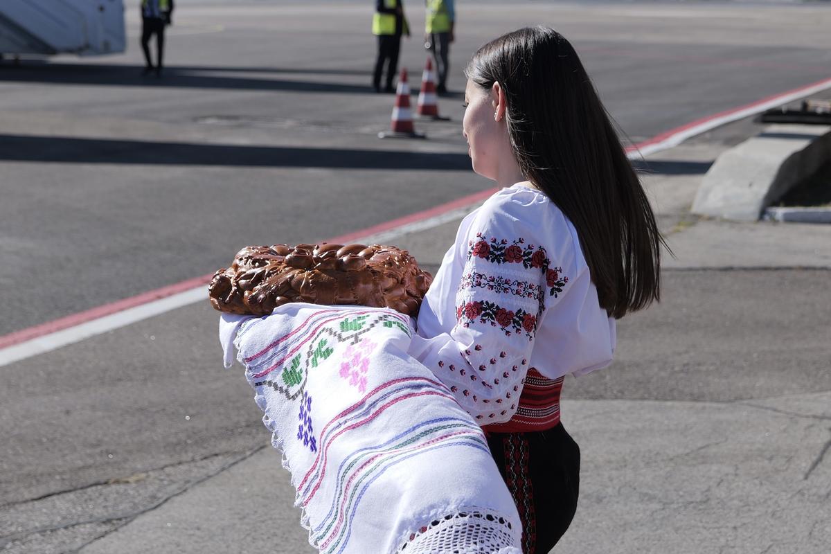 De pe apă, pe cer! Avionul care poartă numele lui Ivan Patzaichin a făcut primul zbor de linie: destinația aleasă