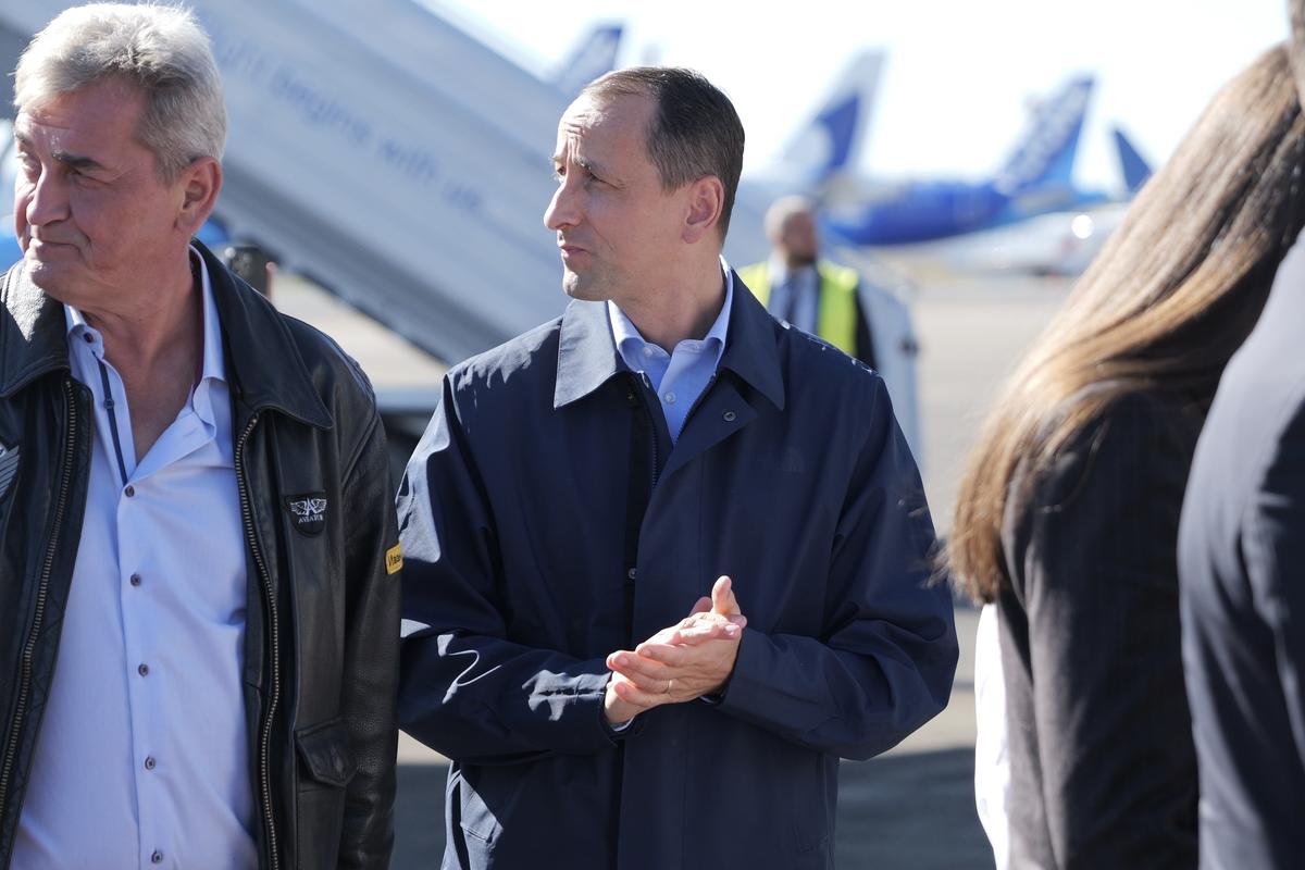 De pe apă, pe cer! Avionul care poartă numele lui Ivan Patzaichin a făcut primul zbor de linie: destinația aleasă