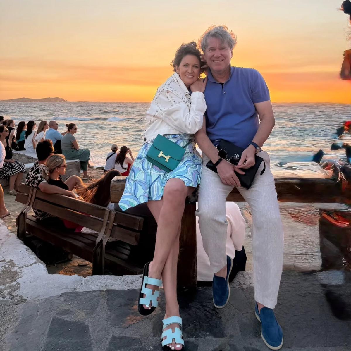 Florin Răducioiu s-a însurat cu Andreea » Primele imagini de la cununia civilă a atacantului Generației de Aur
