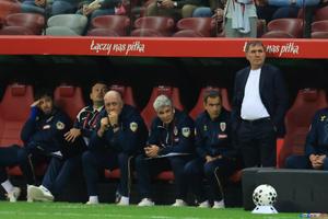 Reacție vehementă din Craiova Maxima după 0-6 în Polonia: „Dacă nu știe, învățați-l de bine! Și să nu-i mai dea banderola lui fi-su, îi face rău”