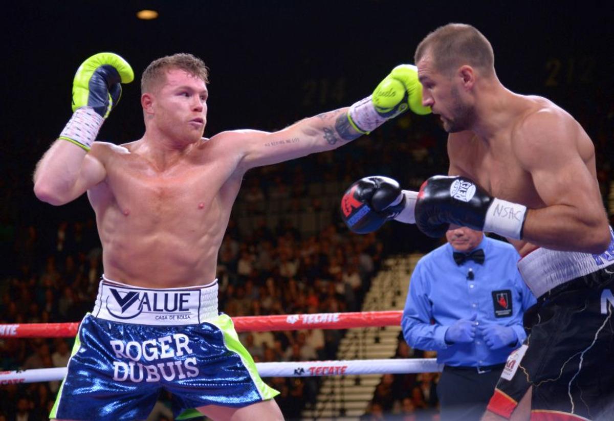 VIDEO + FOTO Saul Canelo Alvarez, noul campion WBO la categoria semigrea! KO violent reușit în meciul cu  Sergey Kovalev