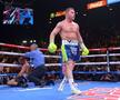VIDEO + FOTO Saul Canelo Alvarez, noul campion WBO la categoria semigrea! KO violent reușit în meciul cu  Sergey Kovalev