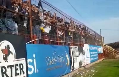 Sportul Snagov - Rapid 3-2 // VIDEO Fanii Rapidului au agresat verbal o jurnalistă GSP: „Bă, ochelaristo, ieși în morții mă-tii”