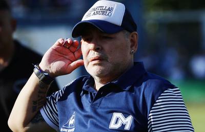 Diego Maradona, internat în Argentina: „Nu părea să se simtă bine, e depresiv”