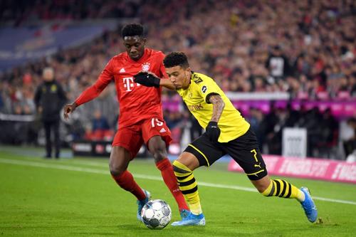 Davies și Sancho conduc în topul celor mai scumpi tineri jucători // Foto: Getty Images