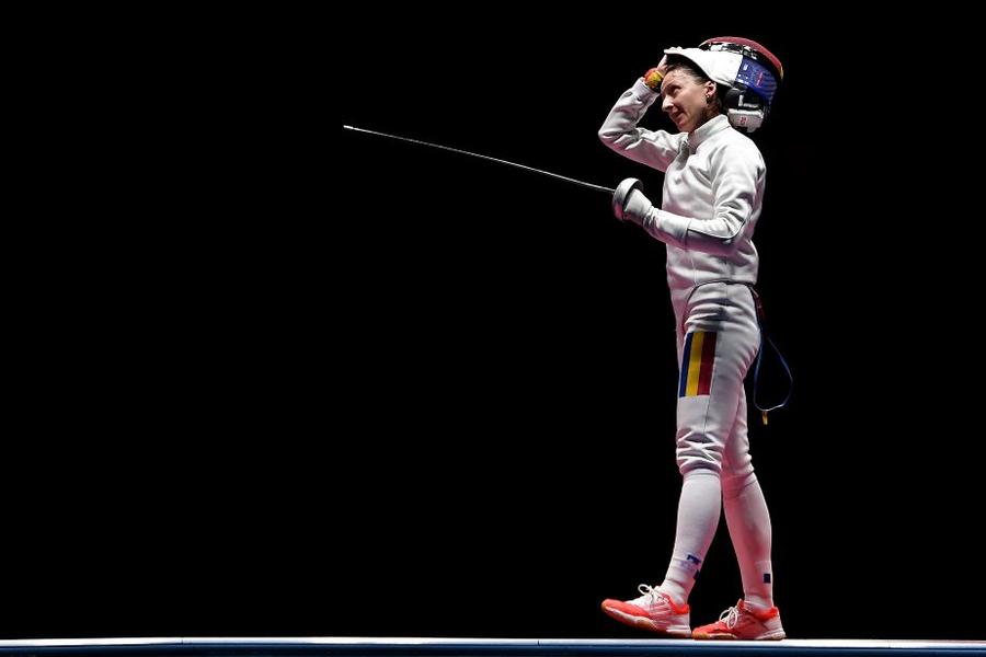 Ana Maria Popescu după un duel de la Rio 2016 Foto Guliver/GettyImages Dezvăluirea onestă a campioanei olimpice Ana Maria Popescu despre ultimele luni: „Mi-am trăit toate slăbiciunile”