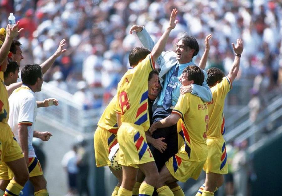 Anghel Iordănescu a antrenat o generație de excepție / Sursă foto: Arhivă Edward Iordănescu intră în istoria echipei naționale! Performanța URIAȘĂ pe care selecționerul o bifează la meciul cu Olanda