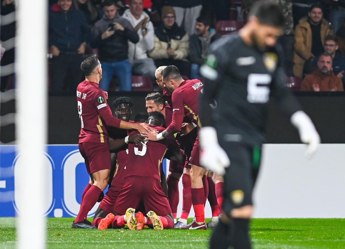 CFR Cluj - Ballkani, foto