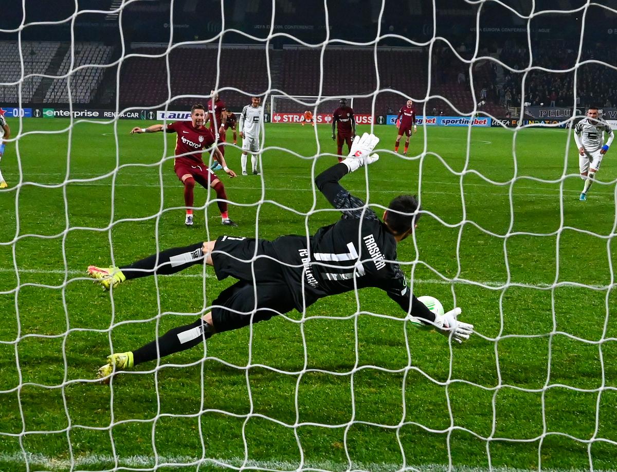 CFR Cluj - Ballkani, foto