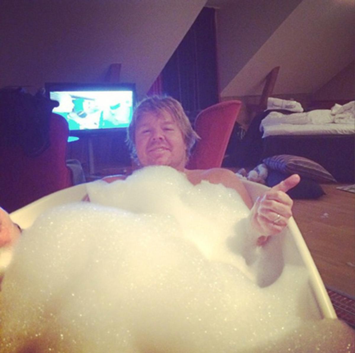 Dezvăluiri la 30 de ani după coșmarul cu Suedia » Atenție, limbaj licențios! „«Prostul ăla de Balint m-a băgat în că**t,  f***-l în gură să-l f**” + Discursul șocant de la final: „Proștii dracu', hai acasă!”