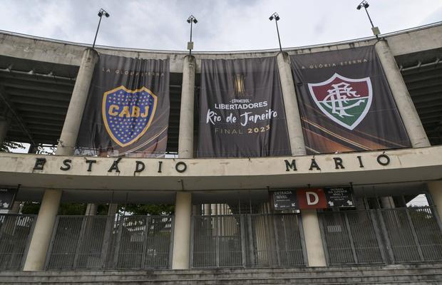 Incidente înaintea finalei Copa Libertadores. Fanii lui Fluminense i-au atacat pe cei de la Boca Juniors