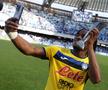 Ademola Lookman a primit trofeul pentru jucătorul meciului Napoli - Atalanta 0-3 / Foto: Imago