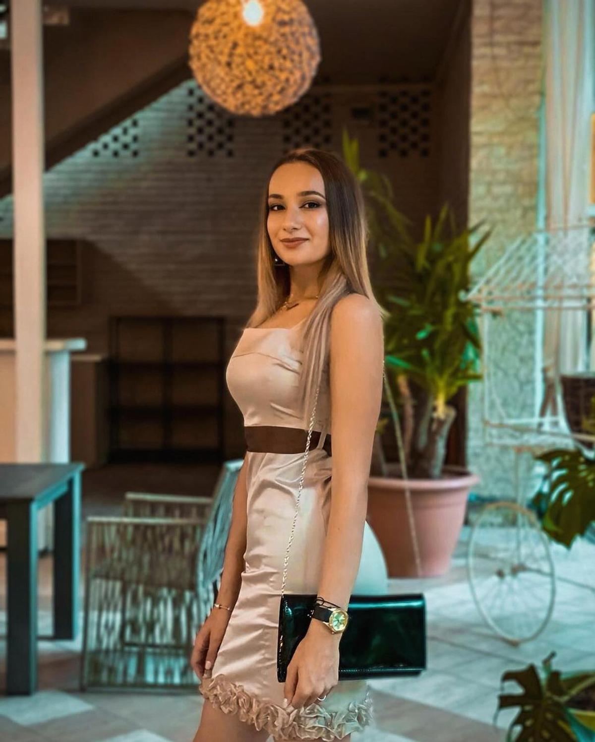 Alexandra Ușurelu a absolvit Școala de Agenți de Poliție și încinge derby-ul Craiova - FCSB: „Toate fetele vor să fie iubite de fotbaliști”