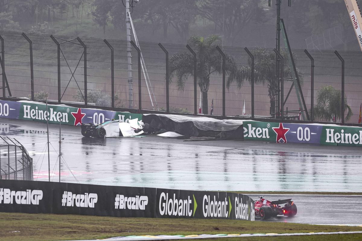 Rezultate-șoc și CINCI accidente în calificările din Brazilia: Verstappen, Hamilton și Sainz nu au prins TOP 10!