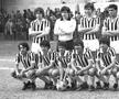 Tânărul mijlocaș Gian Piero Gasperini (al doilea din stânga, pe rândul de jos), în tricoul lui Juventus Primavera în stagiunea 1976-1977